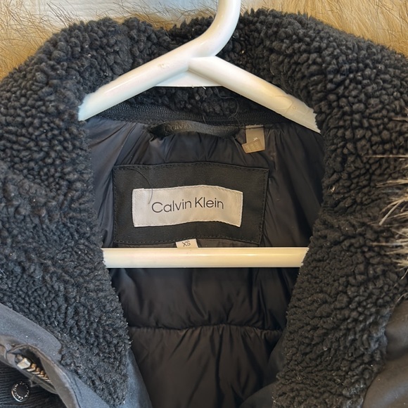 Calvin Klein winter jacket - Picture 3 of 8